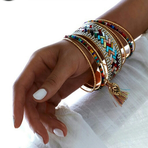 Bracelets - Picture 2 of 3